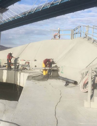 Wire sawing selective bridge demolition project.